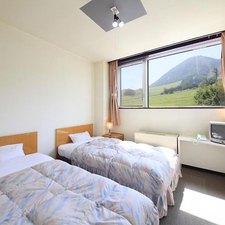 Hotel Radiant Kijimadaira Екстериор снимка