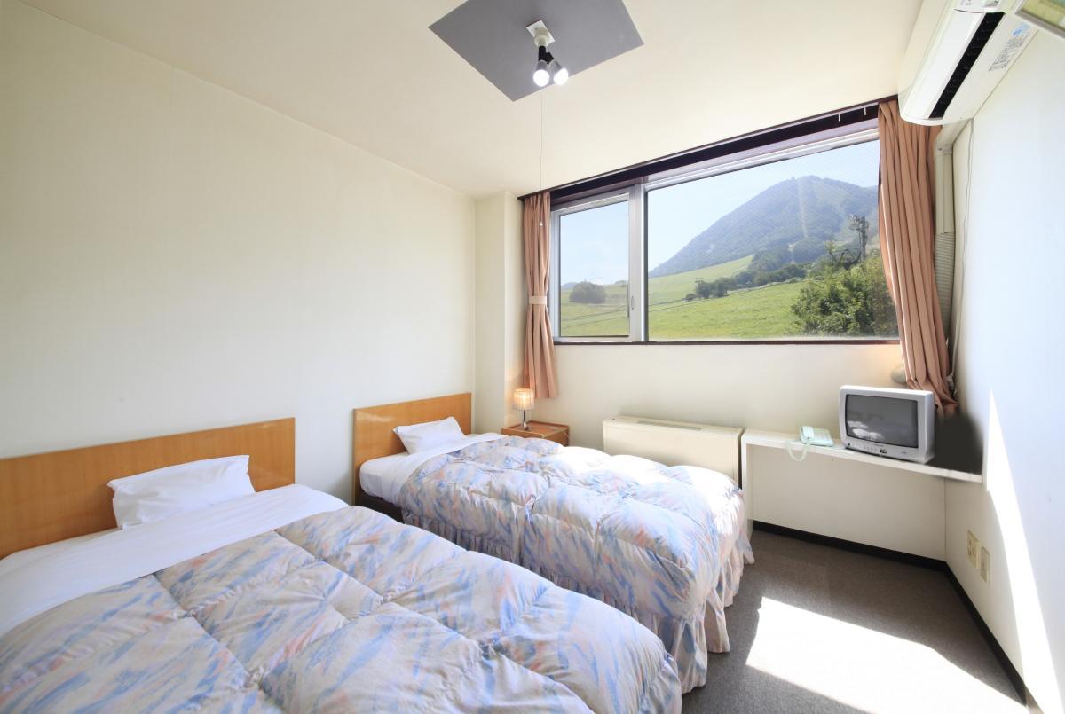 Hotel Radiant Kijimadaira Екстериор снимка